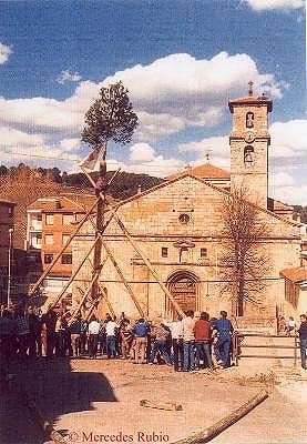 Pingada de Mayo en San Leonardo de Yage