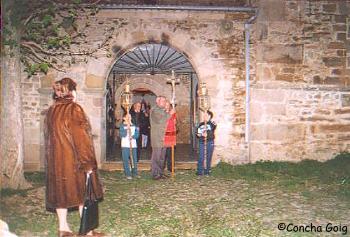 Procesin de las hogueras en Almarza