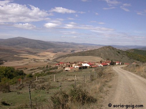 La Sierra de la Alcarama y Sarnago al fondo