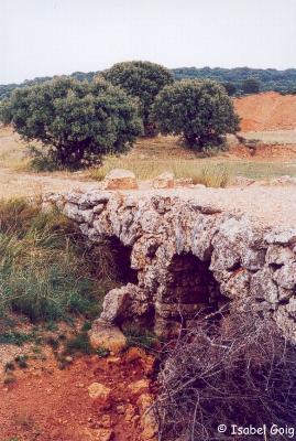 "El puente de los tres ojos" en Camparan