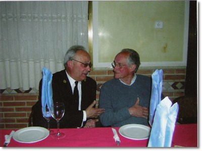 El maestro Castell con un amigo